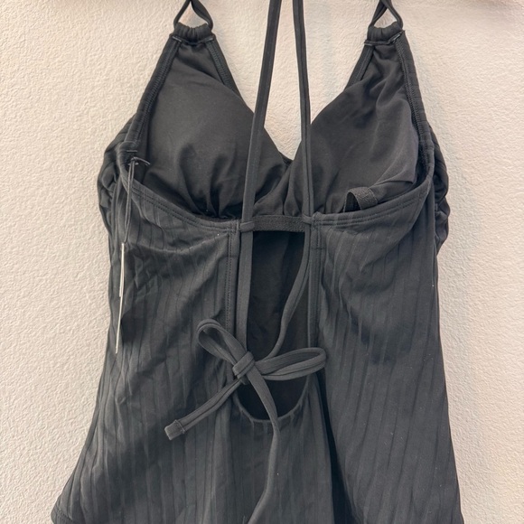 New Shade & Shore One Piece Swimsuit Medium - Picture 10 of 13